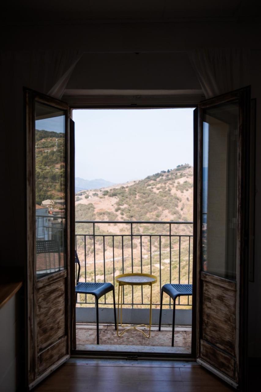 Le Chevalier Apartment Castiglione De Sicilia Ngoại thất bức ảnh